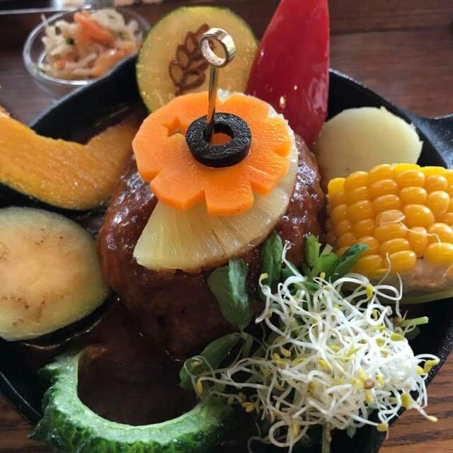 TAKEUCHI 神保町本店