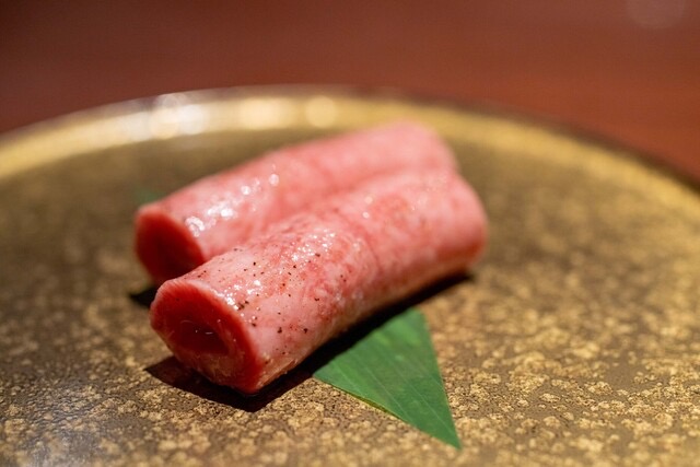 蕃 YORONIKU