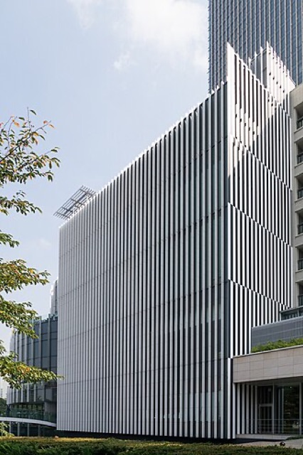 三得利美術館